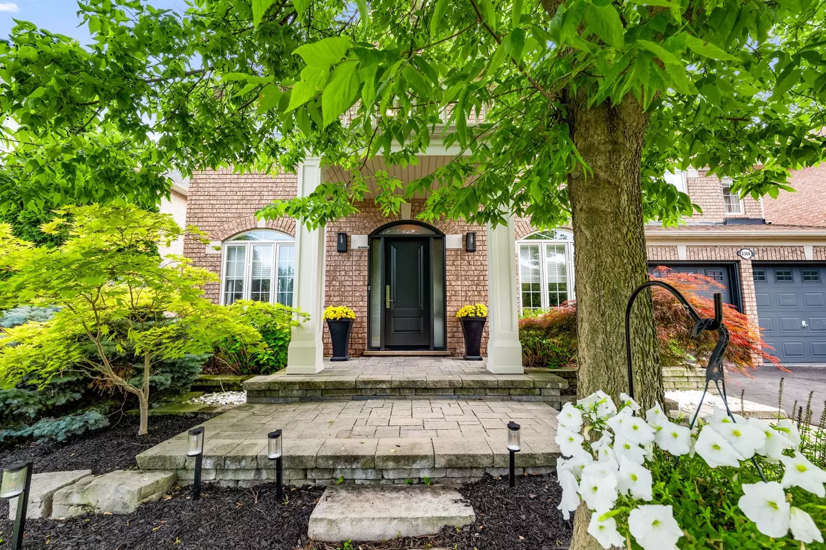 Oakville, ON L6M 5C3,2366 Valleyridge DR