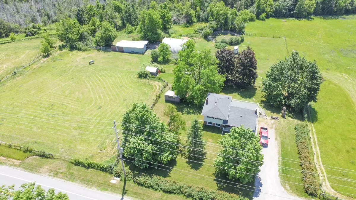 Selwyn, ON K9J 6X3,527 Lily Lake RD