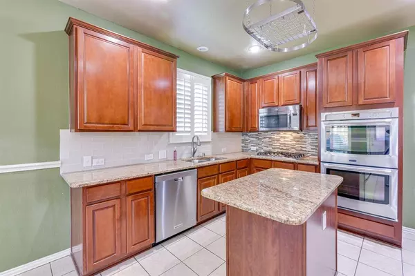 Rowlett, TX 75089,5913 Freestone Court