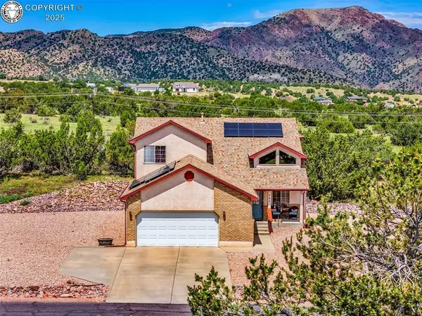 207 Savage LOOP, Canon City, CO 81212