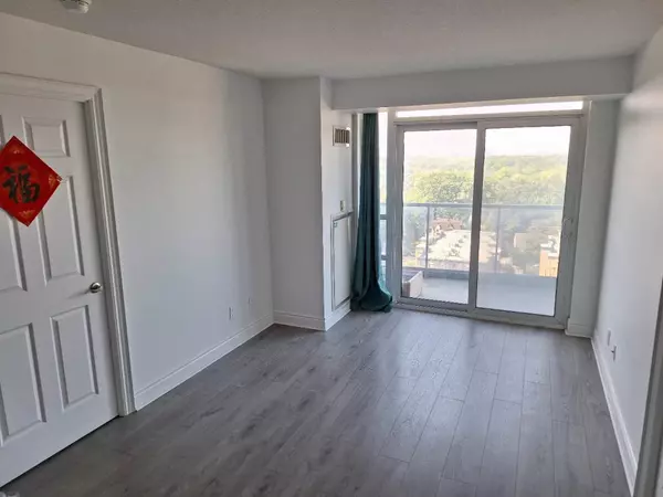 Toronto C07, ON M2M 4M7,15 Greenview AVE #1011