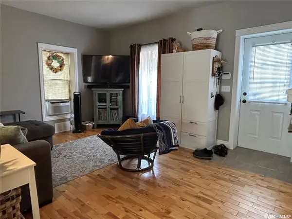 1018 3rd STREET, Estevan, SK S4A 0R5