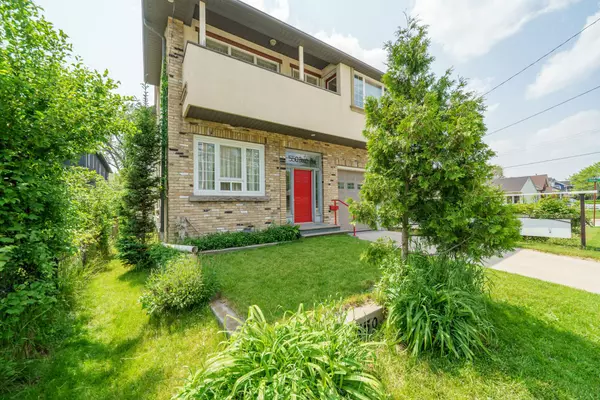 Hamilton, ON L8H 6X3,550 Beach BLVD