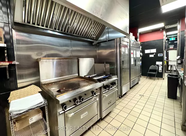 Waterloo, ON N2T 0A8,646 Erb ST W #103