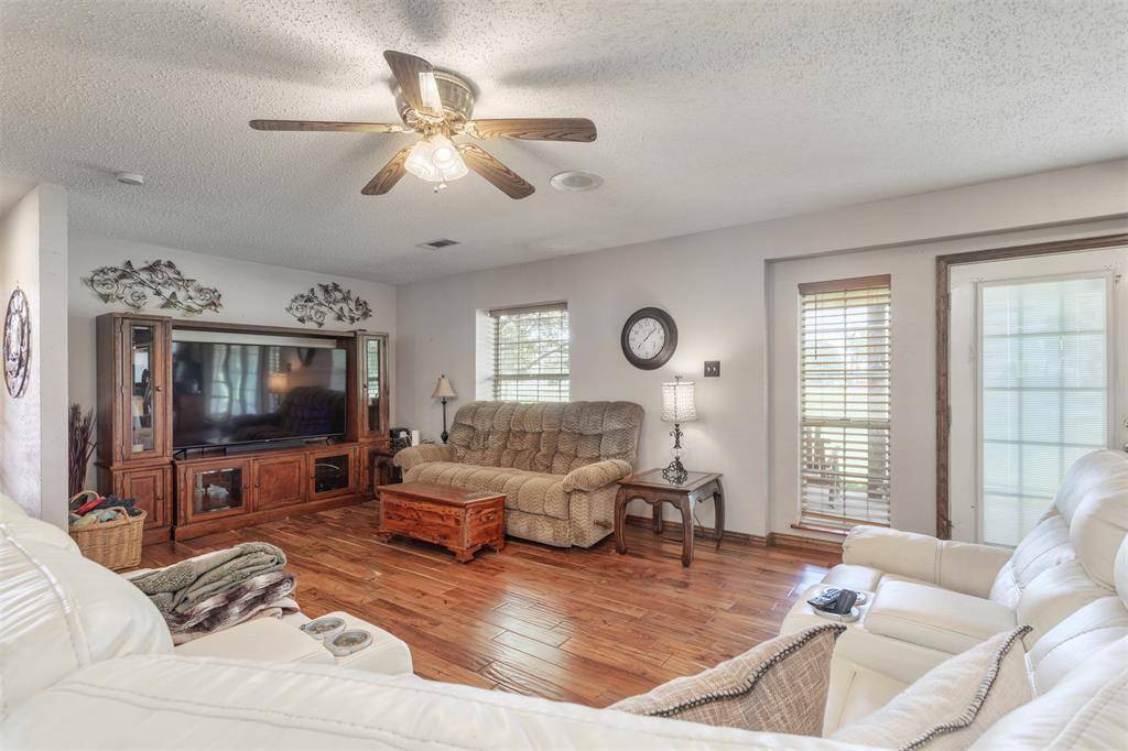 Krum, TX 76249,5295 Ganzer Road W
