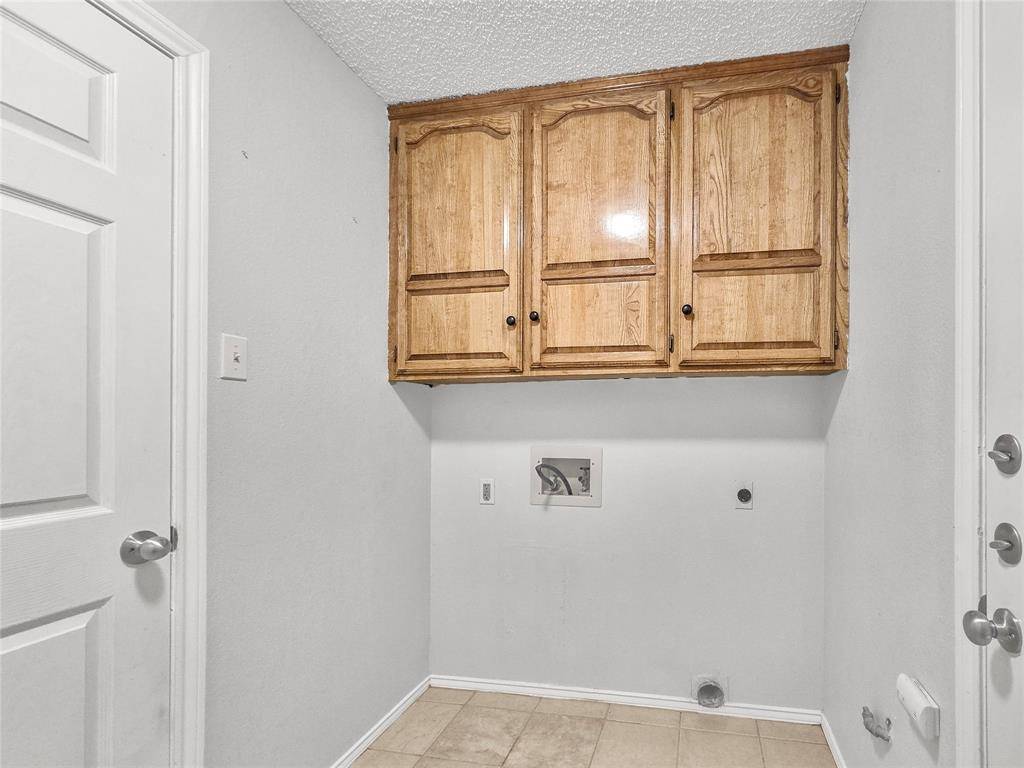 Waxahachie, TX 75165,308 Floyd Street