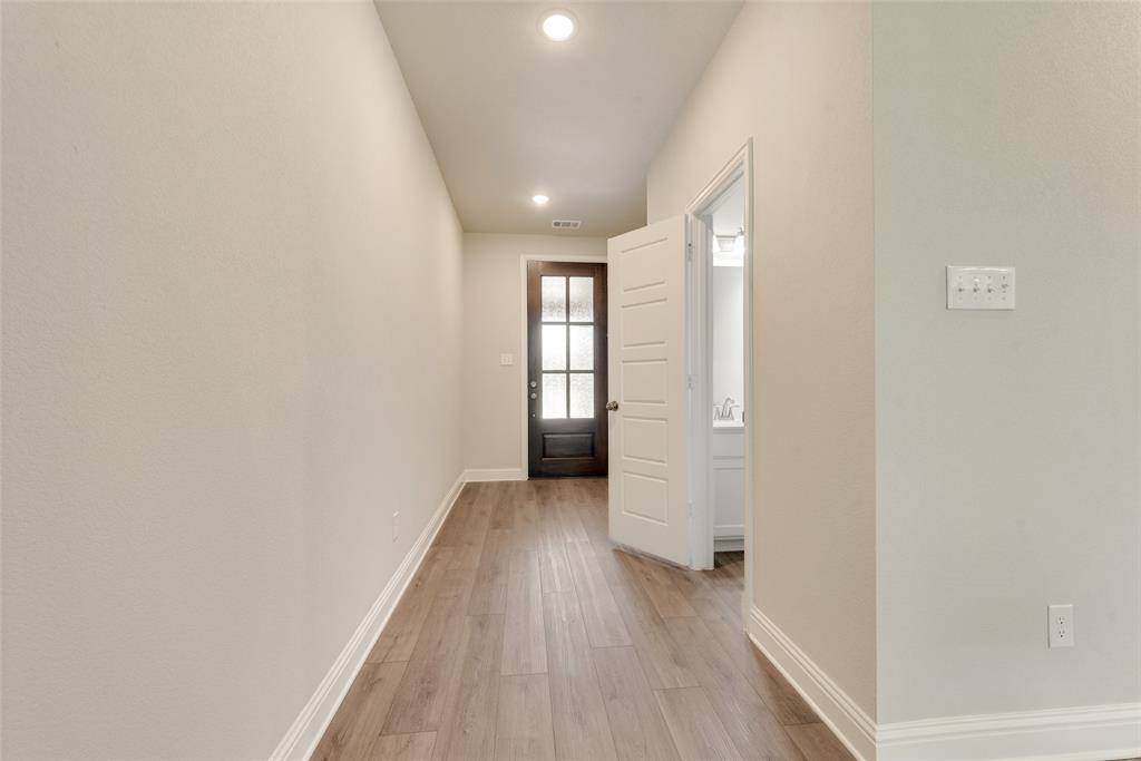 Arlington, TX 76001,6926 Crimson Drive