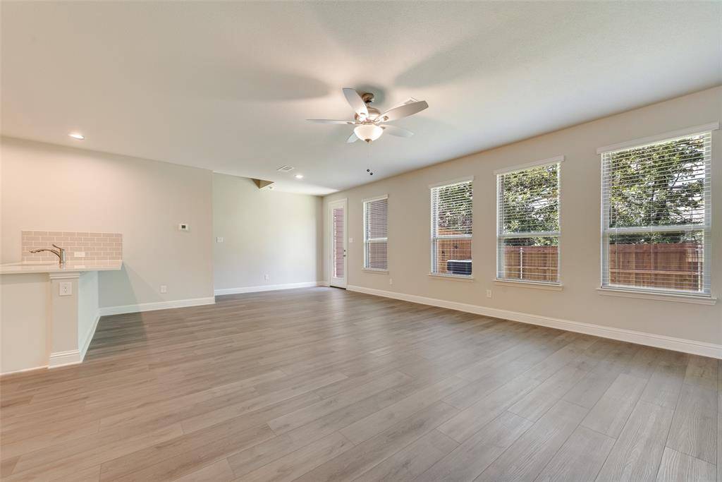 Arlington, TX 76001,6926 Crimson Drive