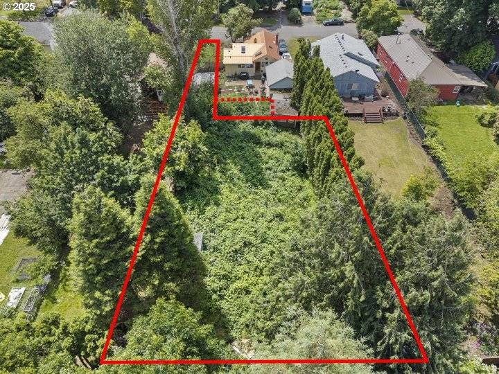 5581 NE Simpson ST, Portland, OR 97218