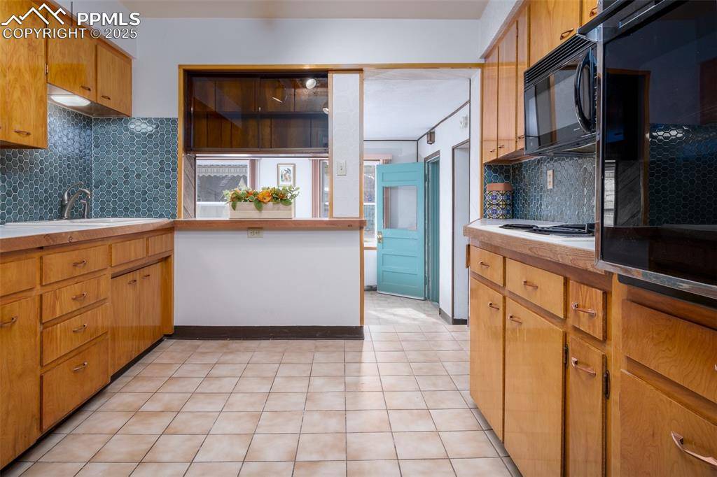 Pueblo, CO 81004,531 Alma AVE