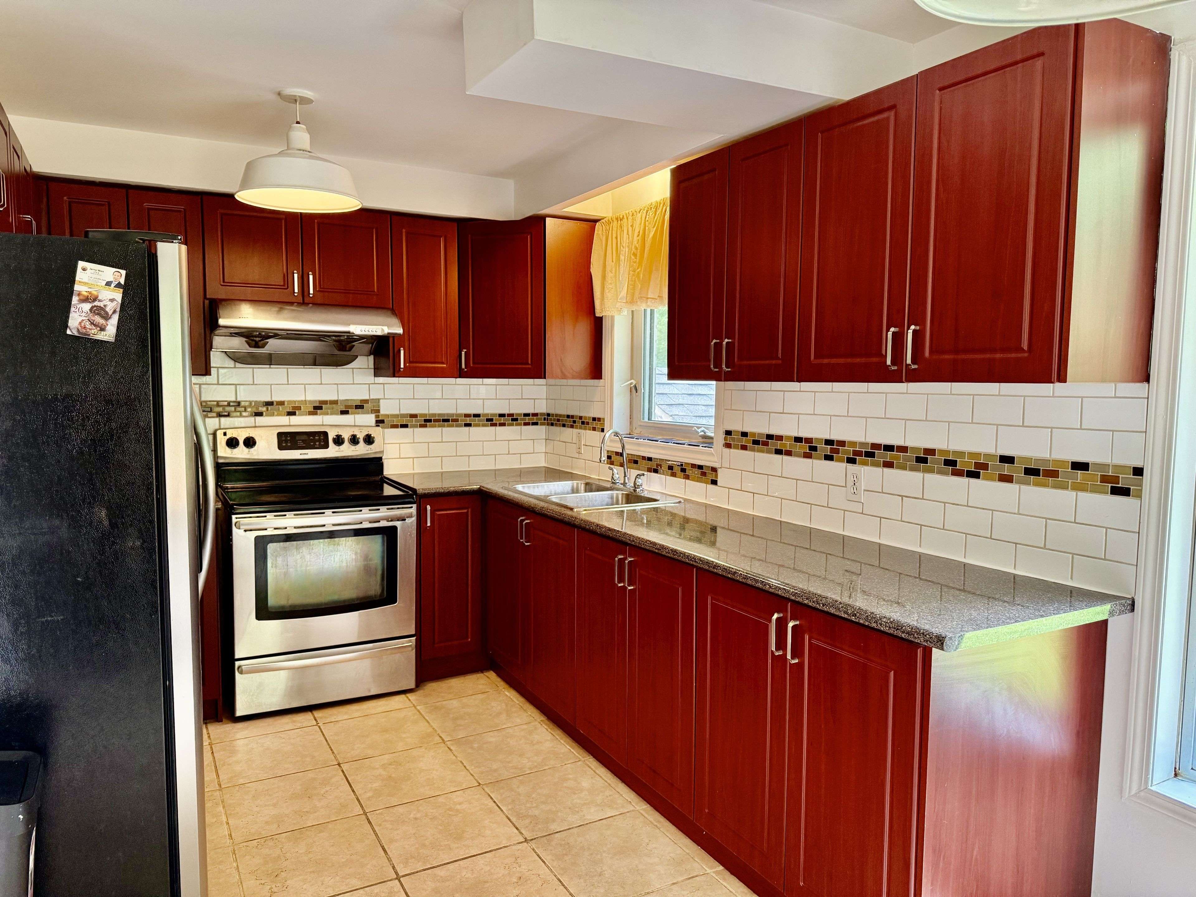 Toronto C15, ON M2H 2B9,156 Mcnicoll AVE #upper