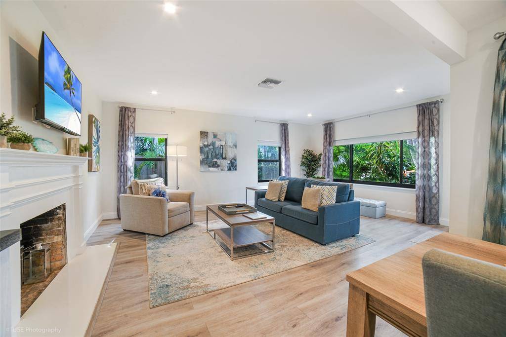 Fort Lauderdale, FL 33301,328 Riviera Isle Dr