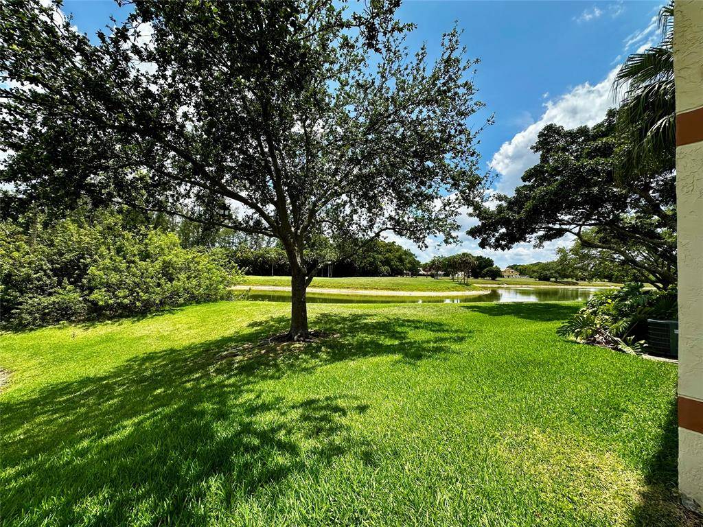 Margate, FL 33063,3330 N PINEWALK N #1625