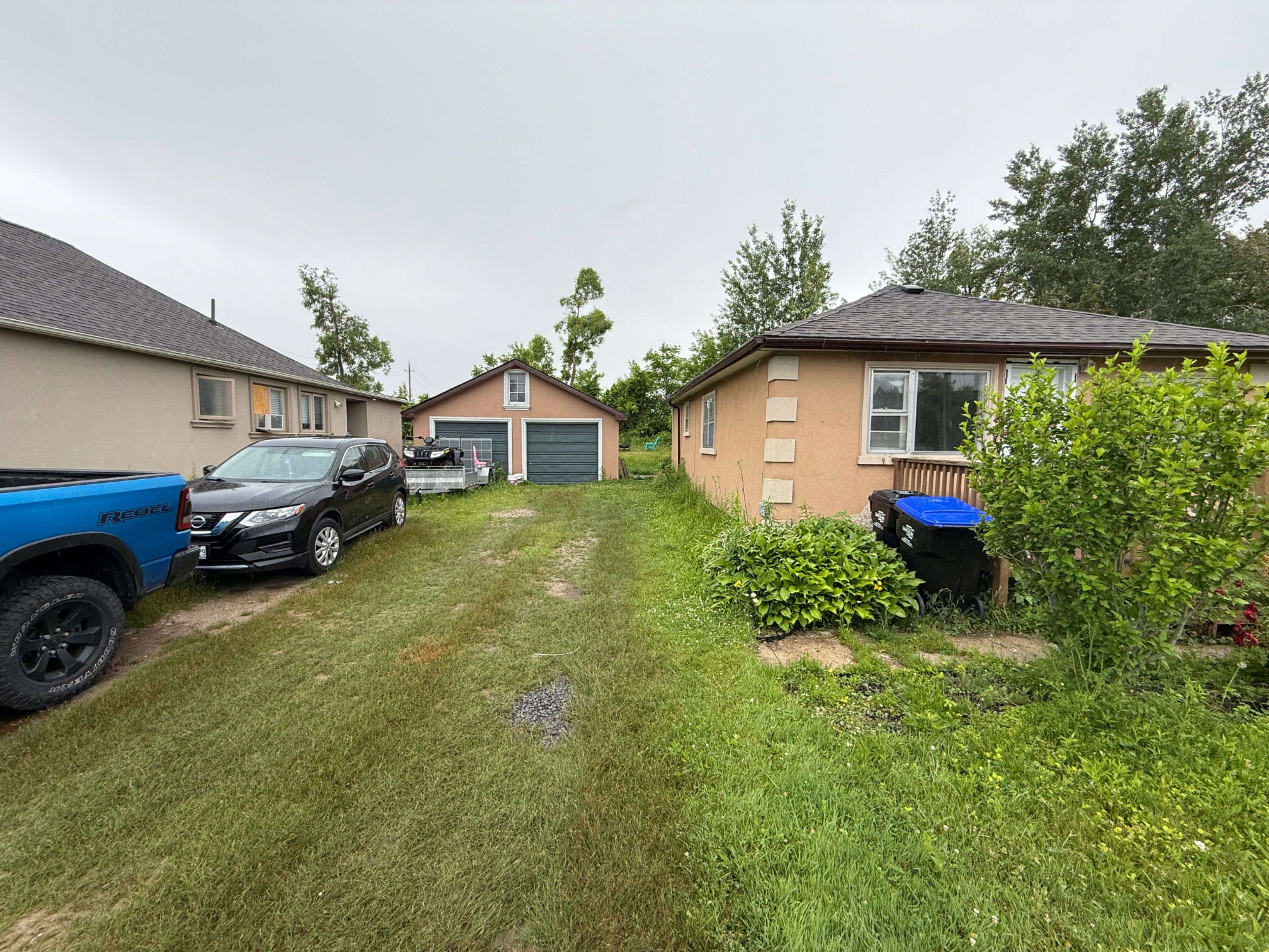 Innisfil, ON L0L 1C0,1190 Maple RD