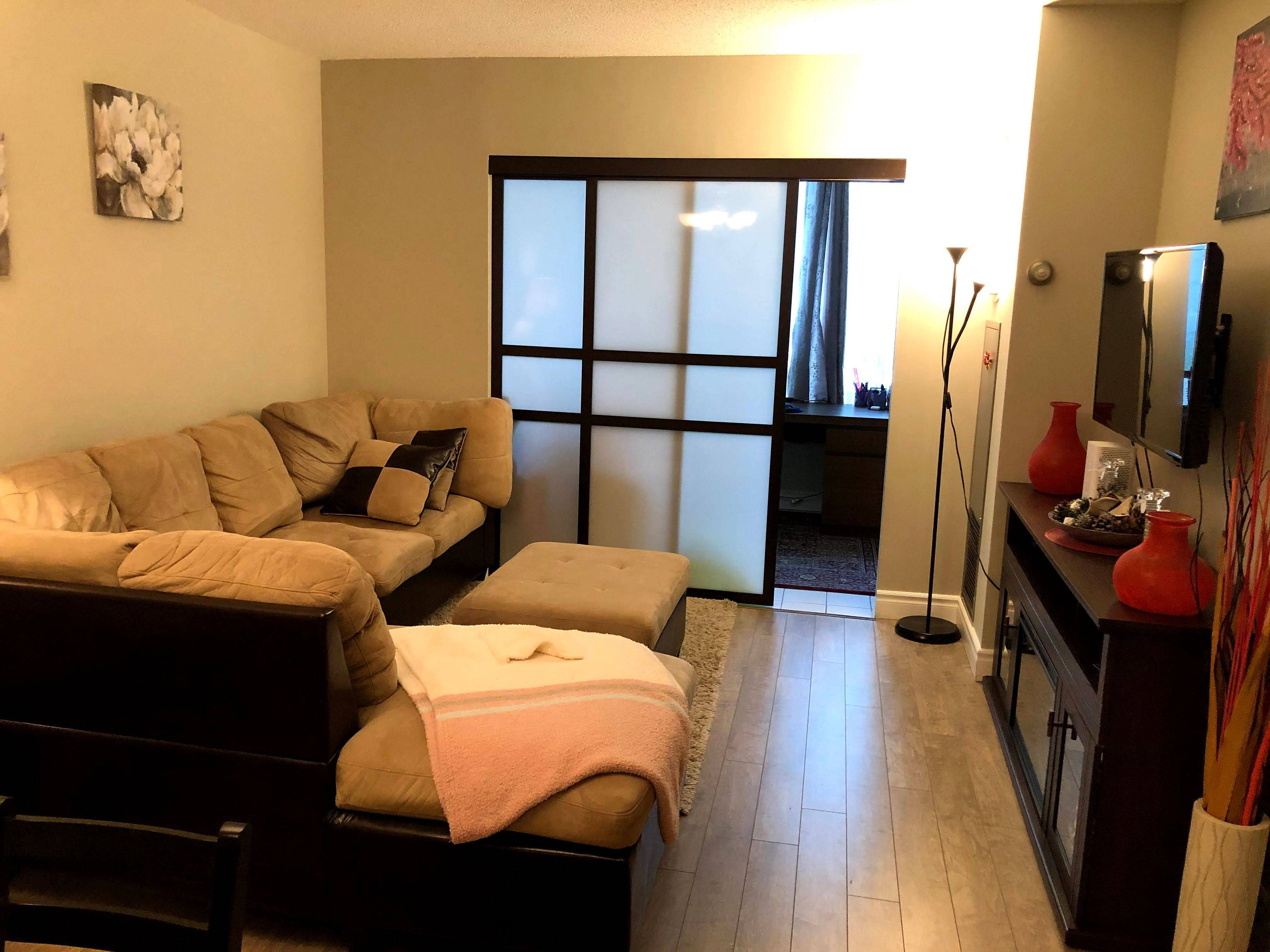 Richmond Hill, ON L4C 8T4,326 Major Mackenzie DR #116