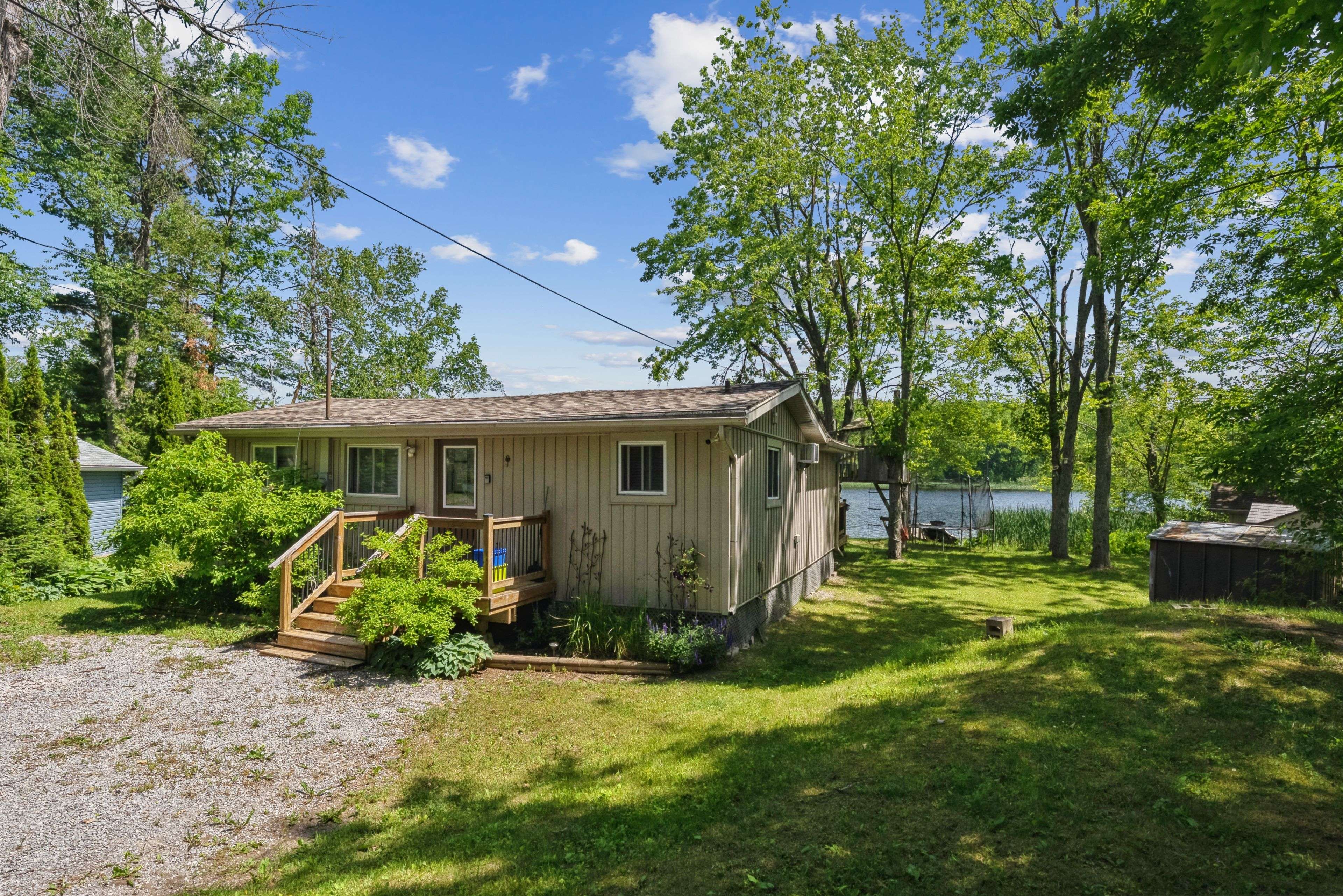 Selwyn, ON K0L 1T0,652 Rabbit Run RD