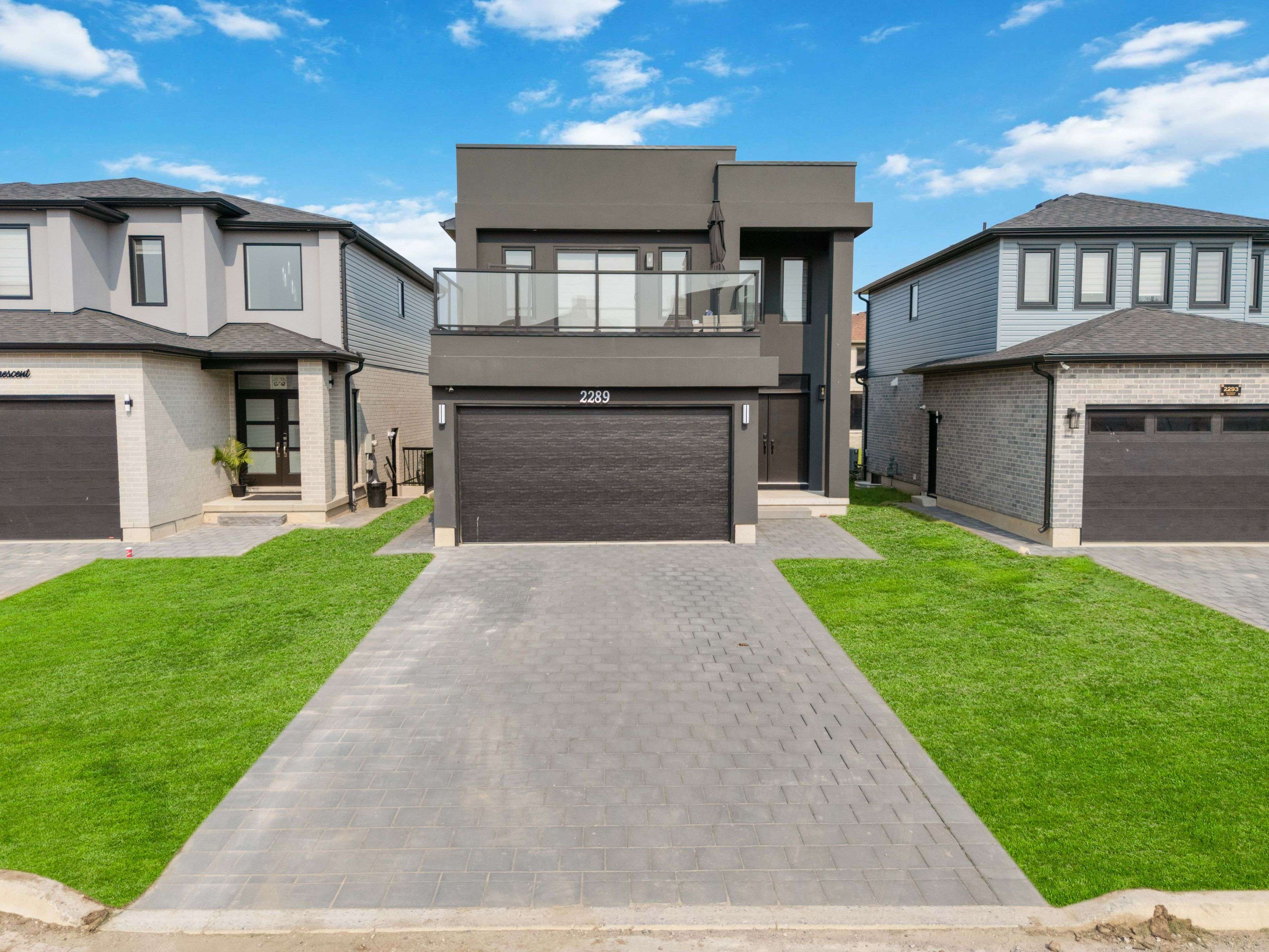London South, ON N6M 0H9,2289 Southport Cres CRES
