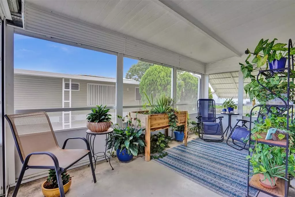 Davie, FL 33324,2213 SW 84th Ave