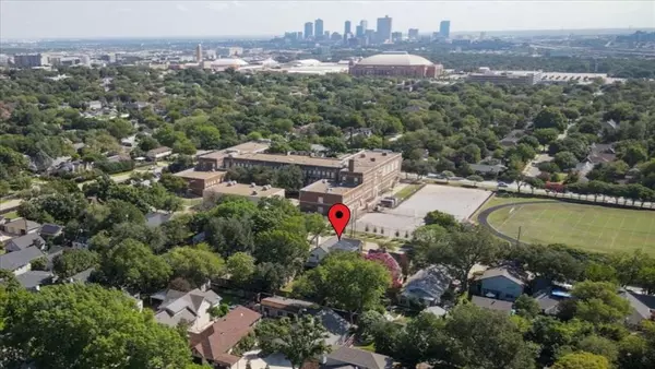 Fort Worth, TX 76107,2208 Thomas Place