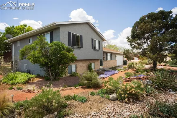 480 E Bahia DR, Pueblo West, CO 81007
