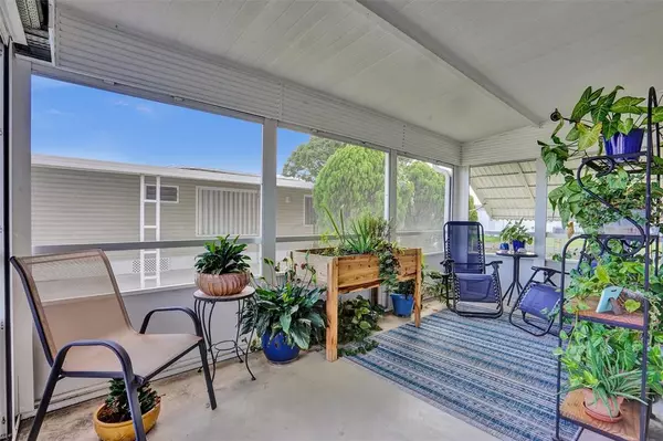 2213 SW 84th Ave, Davie, FL 33324