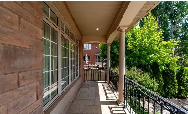 Oakville, ON L6H 7W2,1387 Ferncrest RD