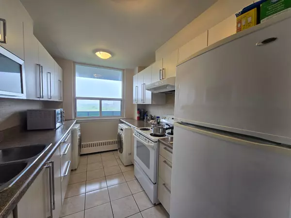 Toronto W05, ON M3N 1J2,235 Grandravine DR #1705