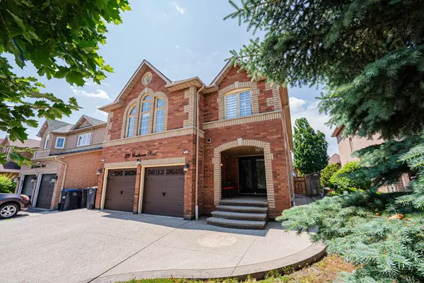 Brampton, ON L7A 1G5,220 Cresthaven RD