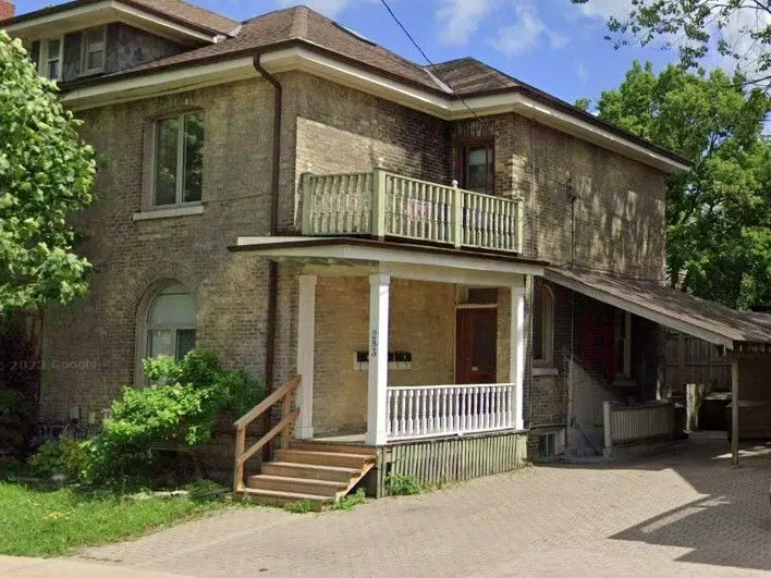 283 Hyman ST W, London East, ON N6B 2G6