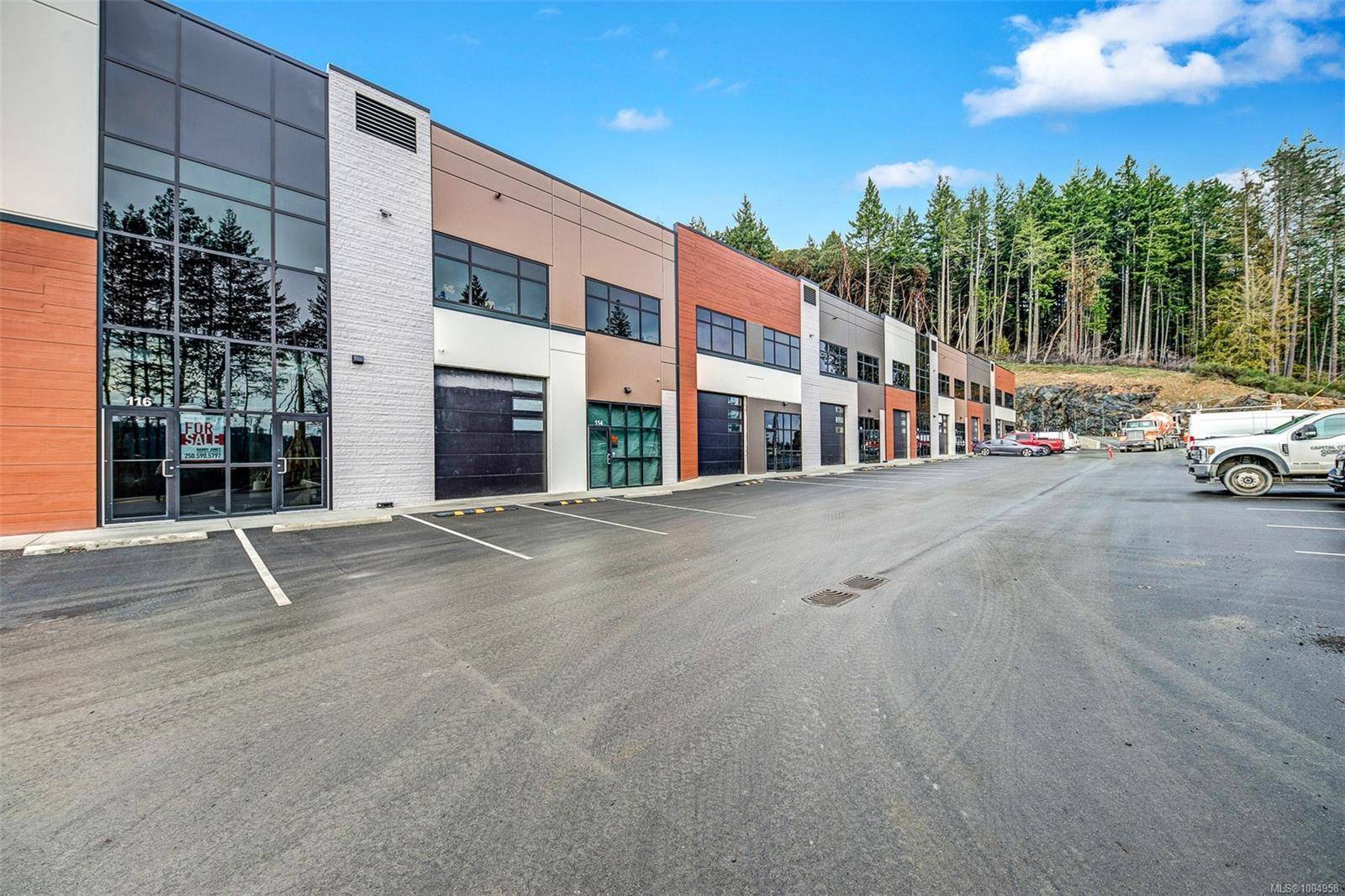Langford, BC V9B 5Z1,4342 West Shore Pkwy #124