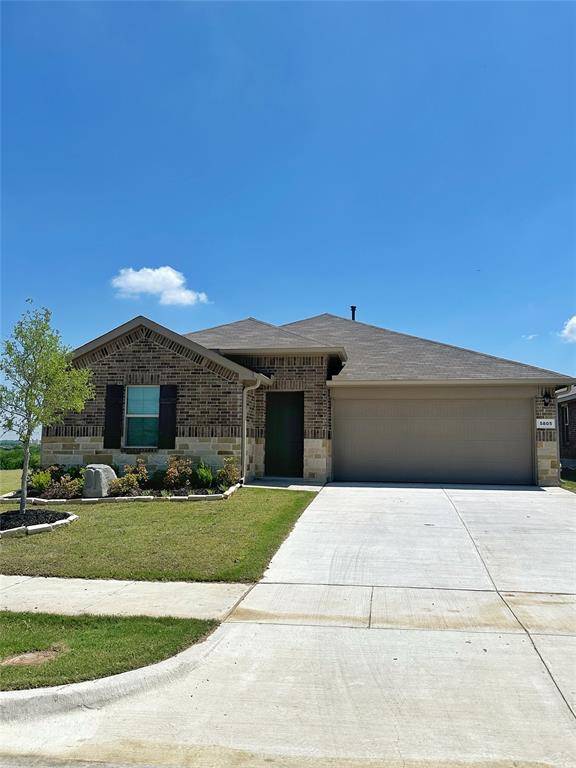 5805 Silverjack Trail, Denton, TX 76226