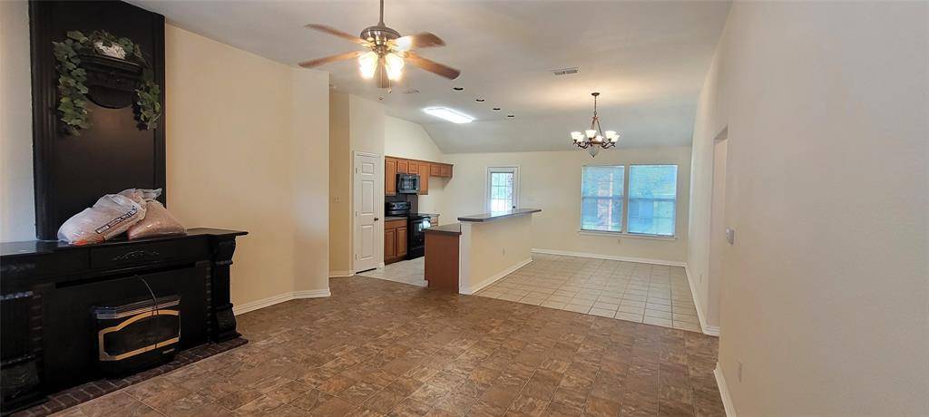 White Settlement, TX 76108,8209 Clifford Street