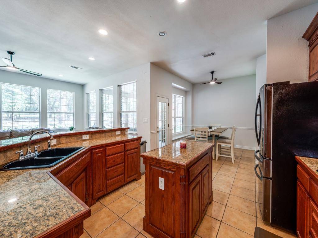 Valley View, TX 76272,735 Sleepy Hollow Lane