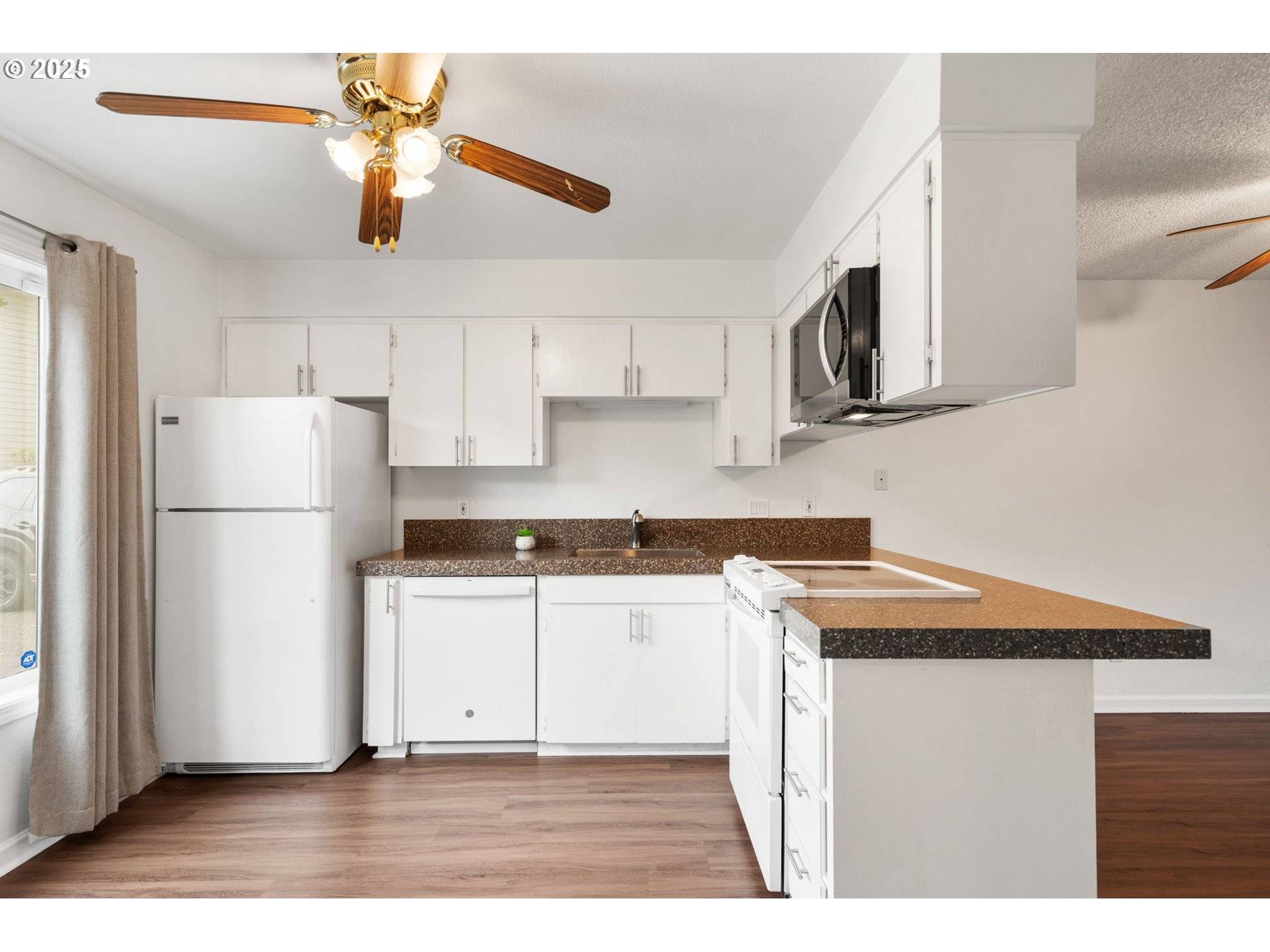 Tigard, OR 97223,10900 SW 76TH PL #55