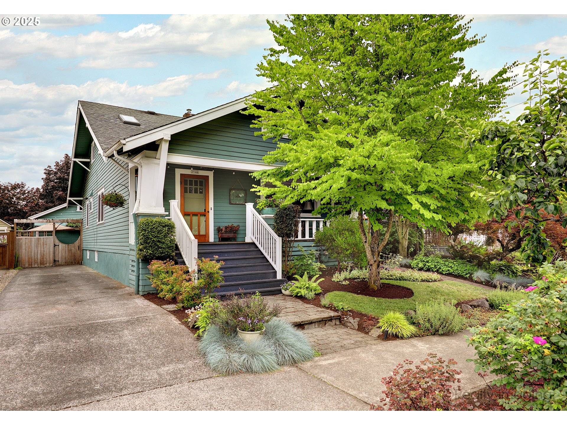 Portland, OR 97213,2946 NE 49TH AVE