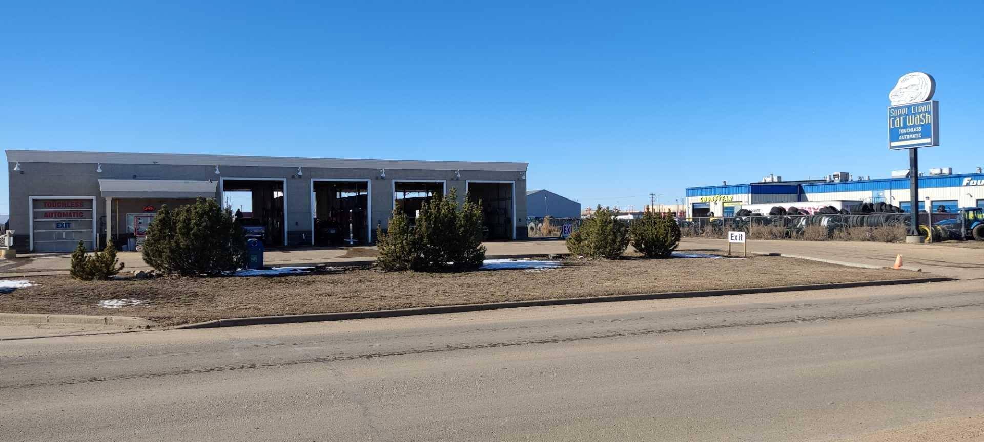 Camrose, AB T4V 0N1,4710 36 ST