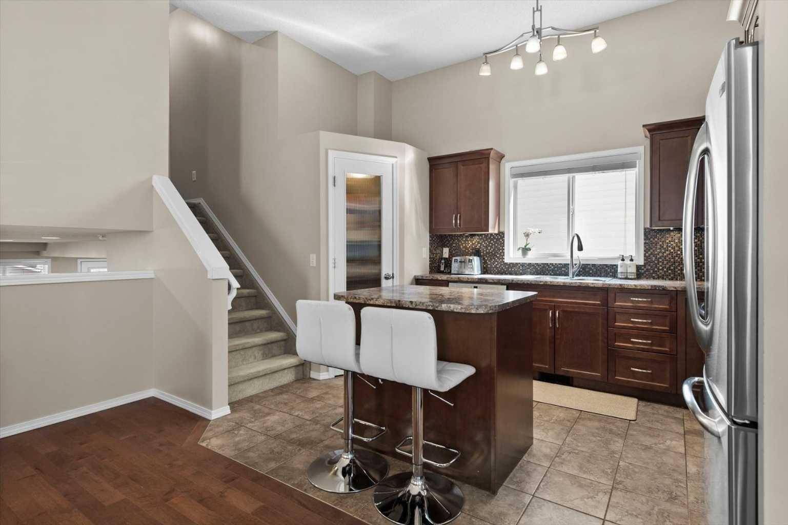 Calgary, AB T3A5X9,36 Hidden Hills RD NW