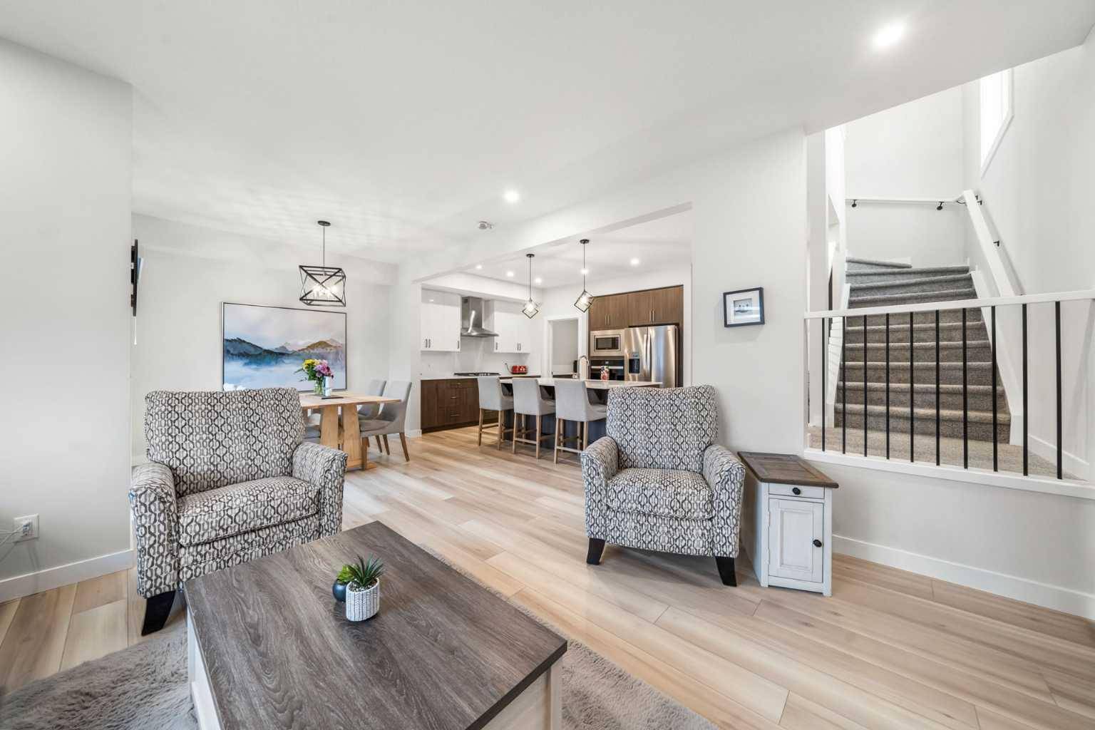 Calgary, AB T3P 2A2,77 Amblehurst WAY NW