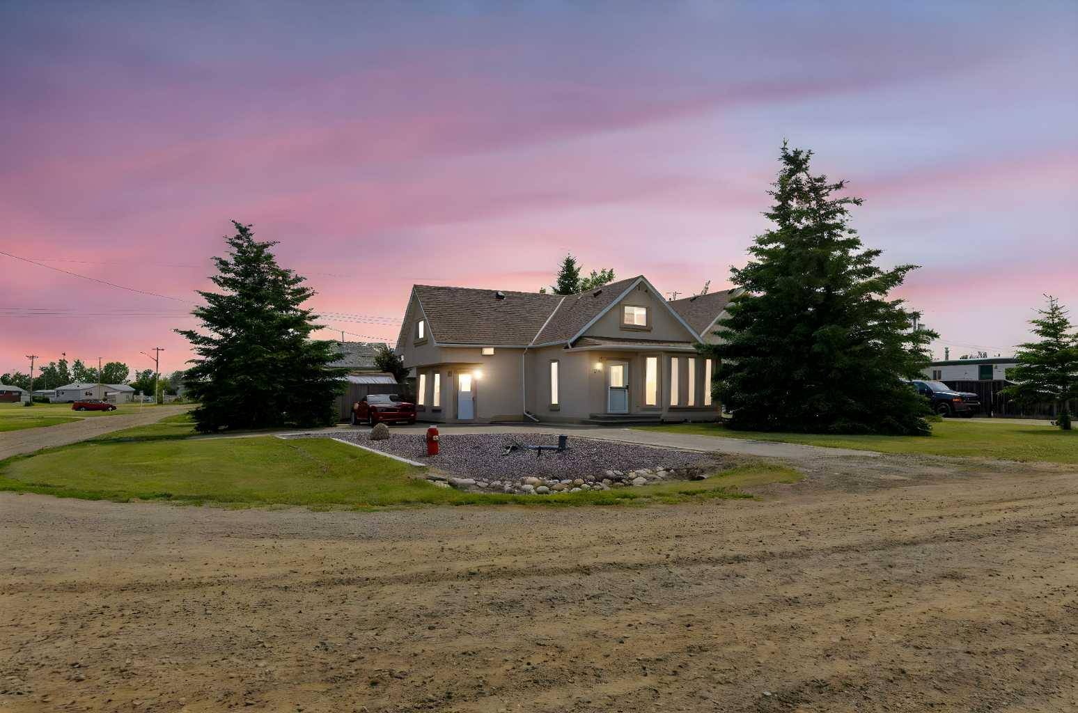 328 6 AVE North, Champion, AB T0L 0R0