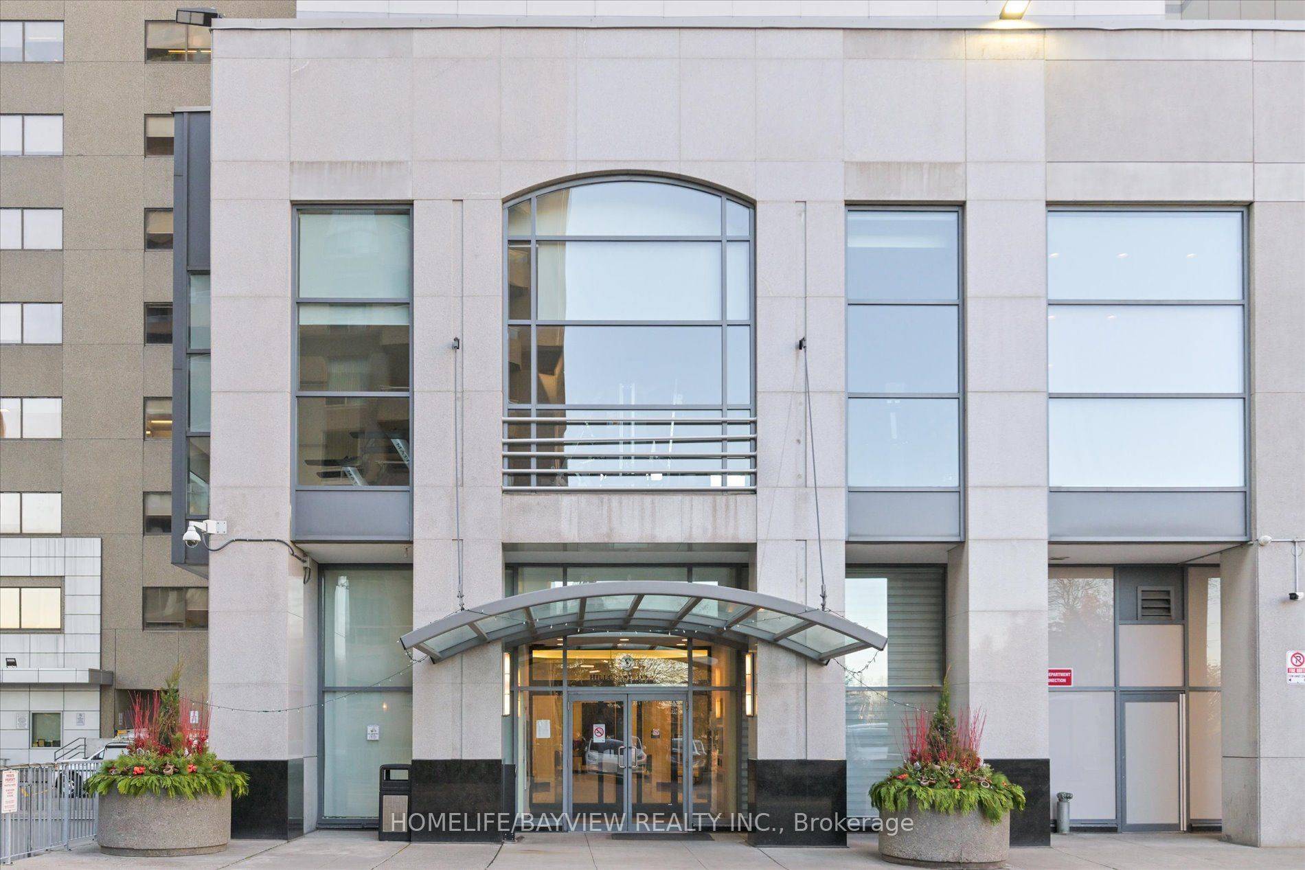 Toronto C14, ON M2N 6Y6,8 Hillcrest AVE #2203