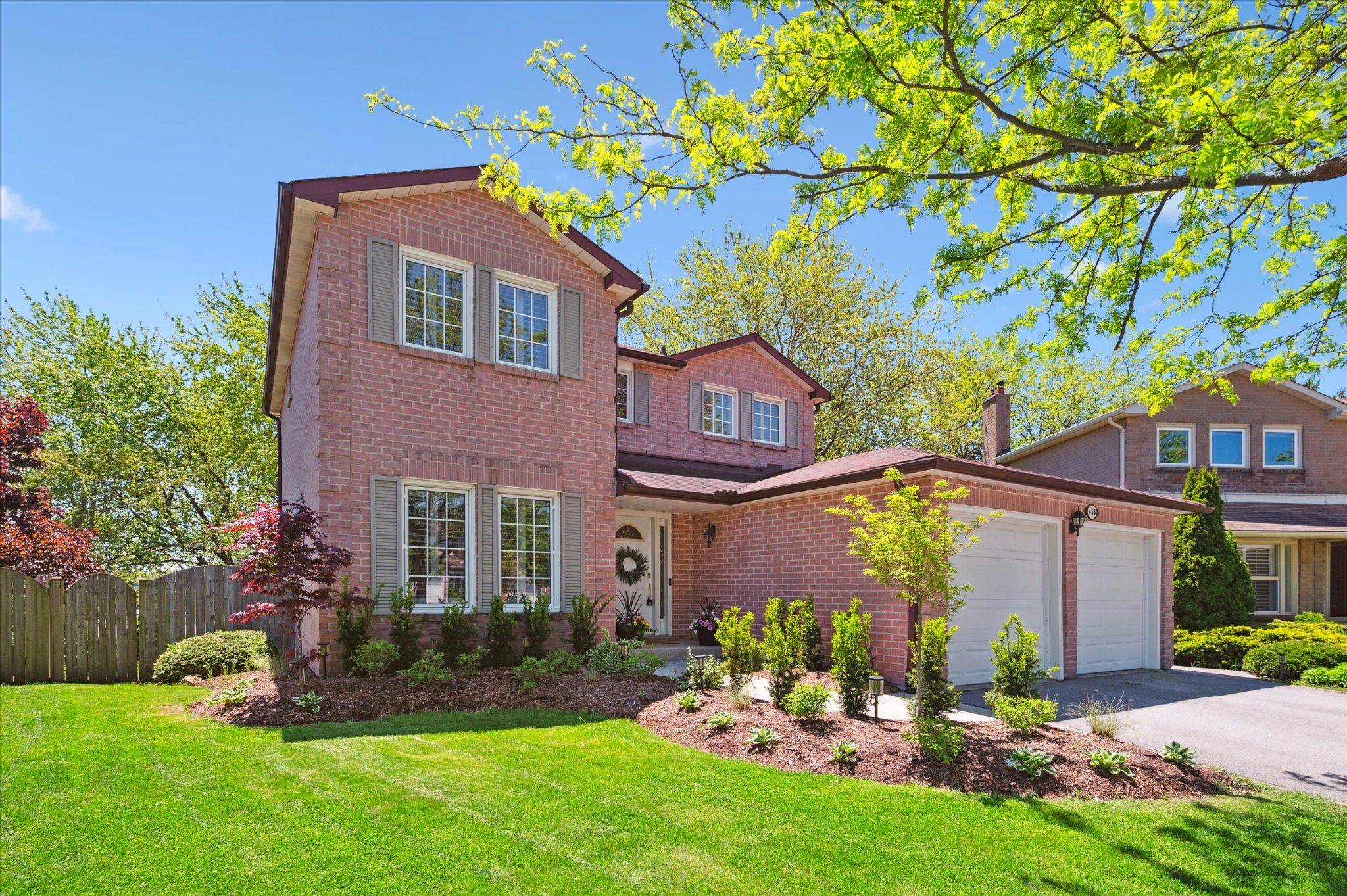 Oakville, ON L6H 4J9,455 Parklane RD