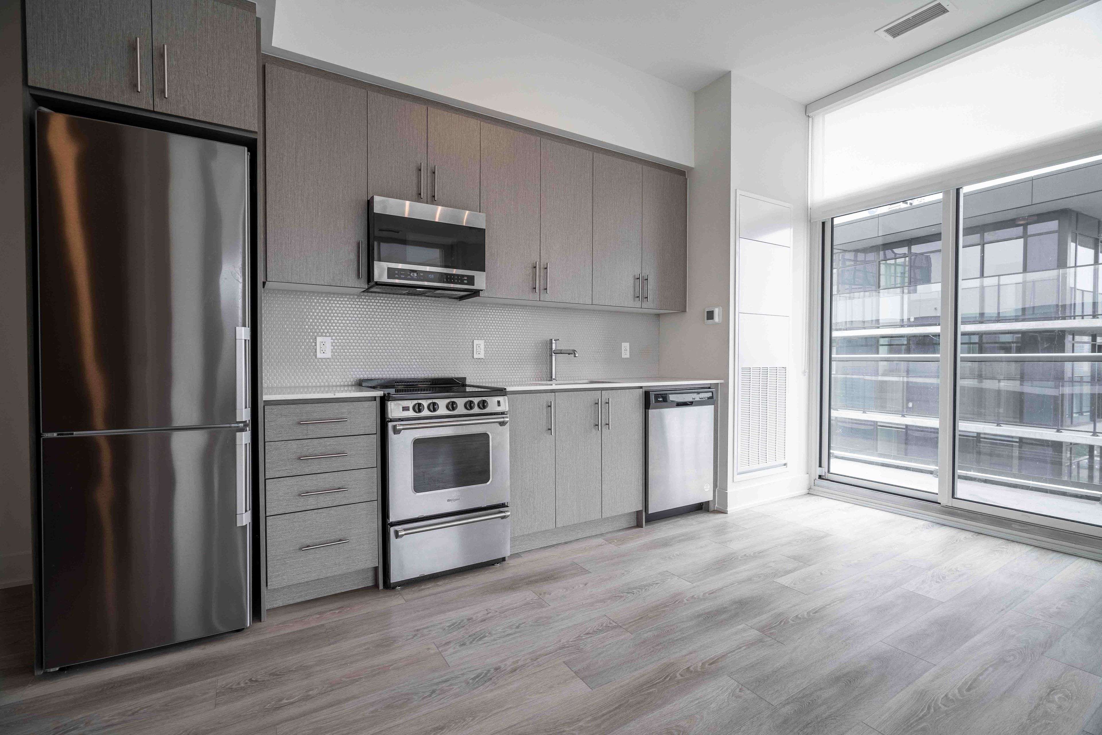 Hamilton, ON L8N 1B5,212 King William ST E #1410, Room Only