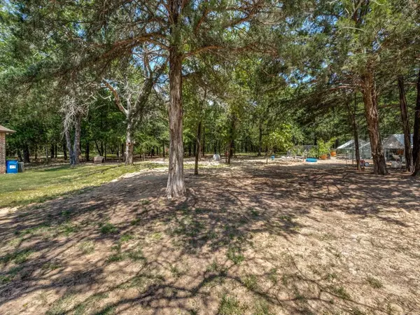 Valley View, TX 76272,735 Sleepy Hollow Lane