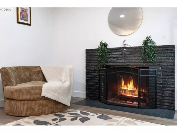 Portland, OR 97206,8019 SE BOISE ST