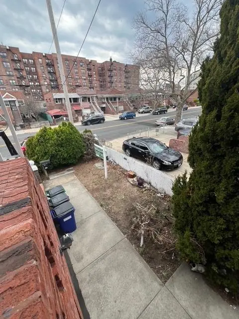 1241 East 98th ST, Brooklyn, NY 11236