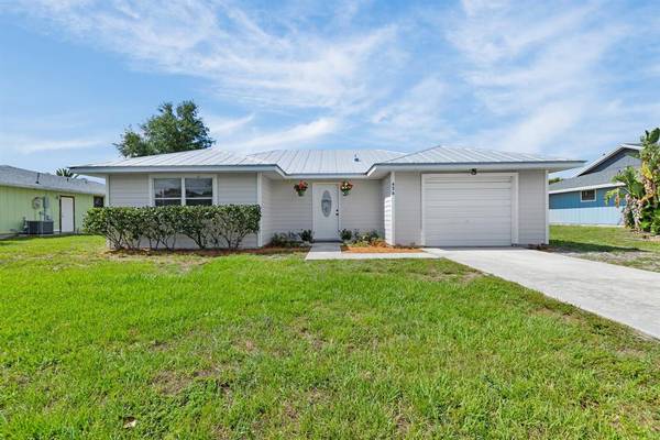 434 SE Langfield Ave, Port St Lucie, FL 34984