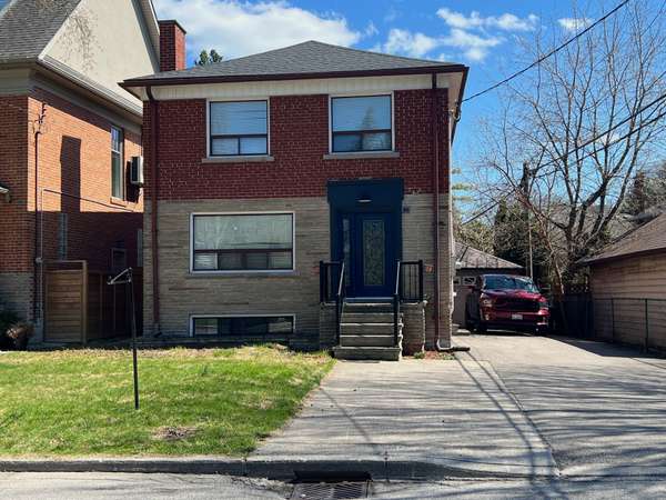 38 Worthington CRES, Toronto W01, ON M6S 3P6