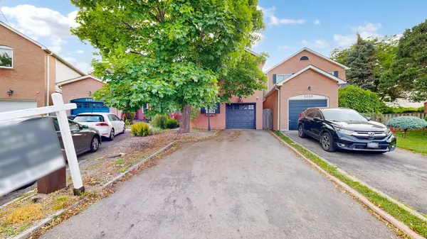 Mississauga, ON L5N 5B6,3061 Ilomar CT