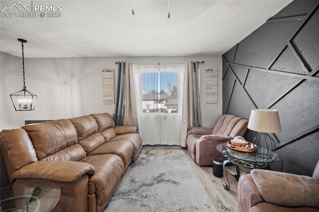 Colorado Springs, CO 80910,2219 Sonoma DR