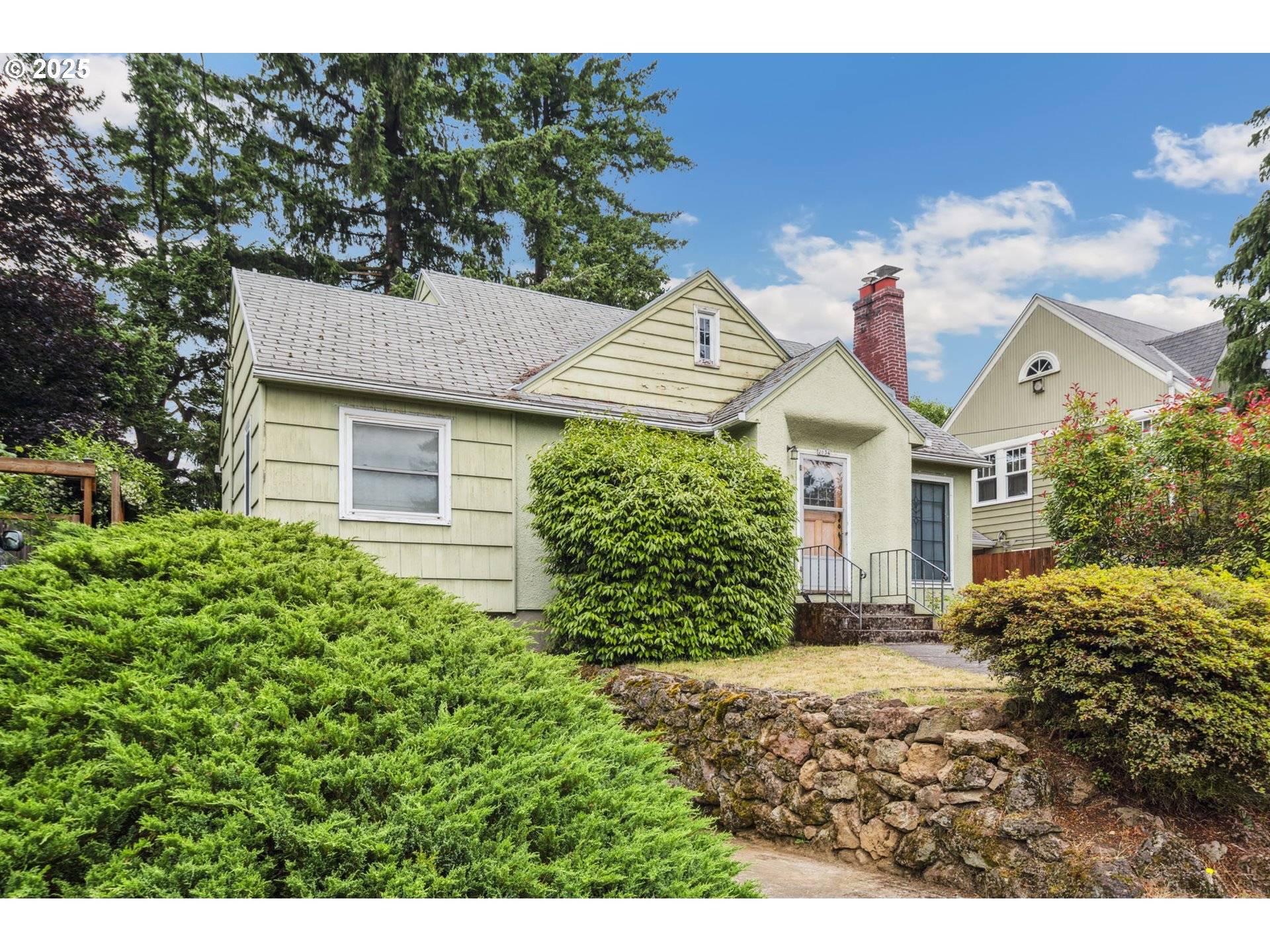 Portland, OR 97213,2634 NE 65TH AVE